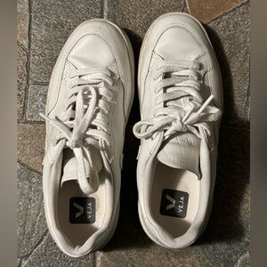 Veja Women’s Off White Sneakers